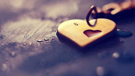 爱情经典语录，爱情经典说说大全，个性感人