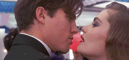 如何增进和女朋友之间的感情，广州阳光婚恋网分享恋爱技巧