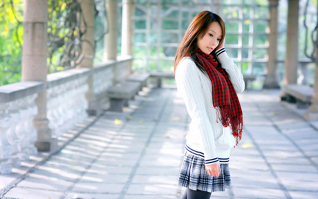 已婚男人暗恋你最准的表现，这三点很反常