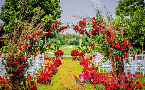 雨夜听雨唯美句子都有哪些? 雨夜听雨唯美句子都有哪些?