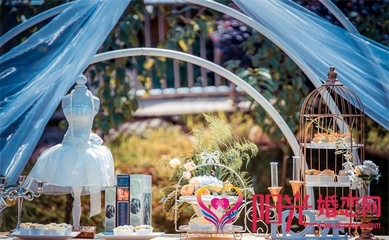 钟爱一生婚纱摄影价格表一览无余 钟爱一生婚纱摄影价格表一览无余