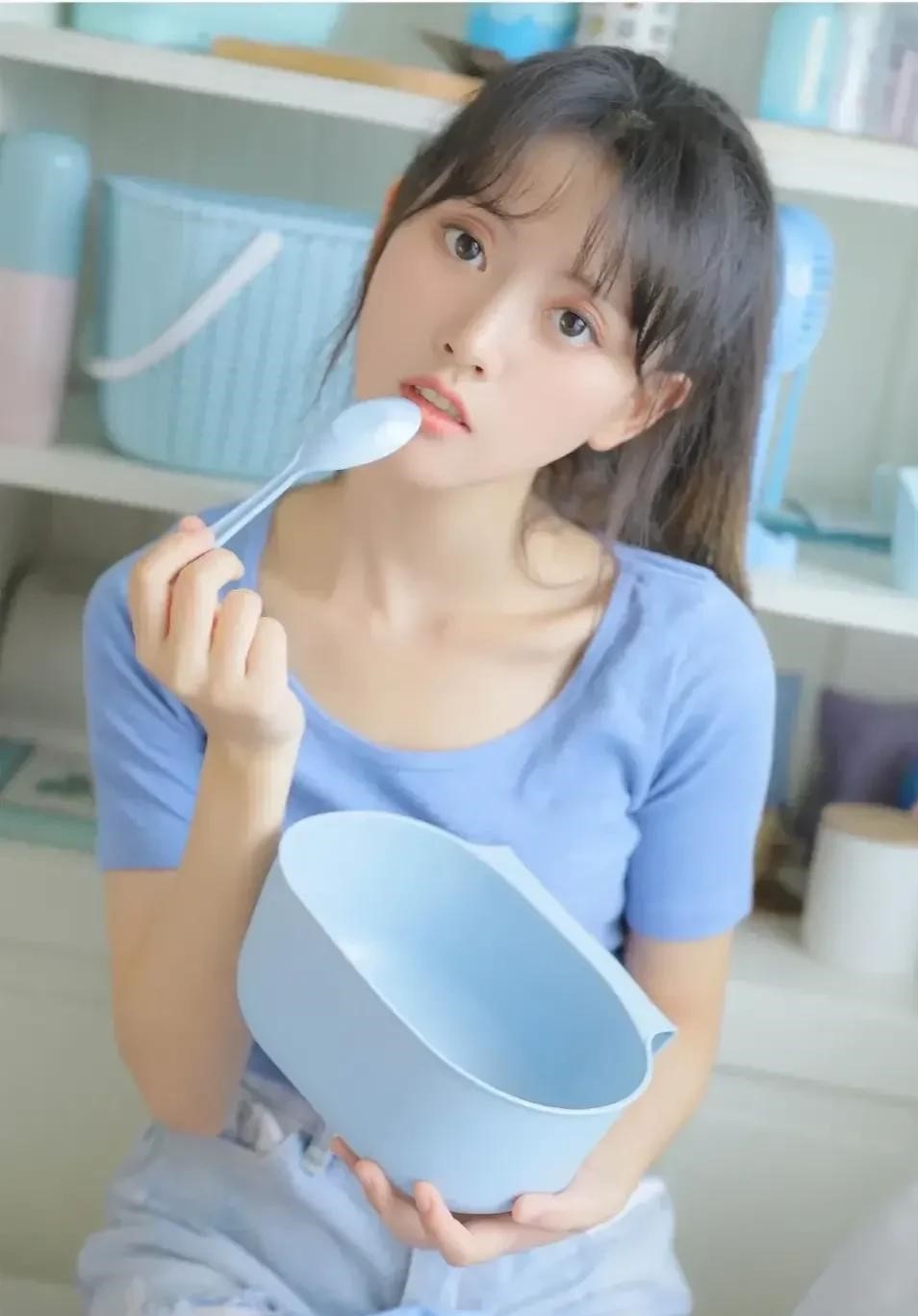 怎么追有男朋友的女孩子（女生有男朋友怎么追）