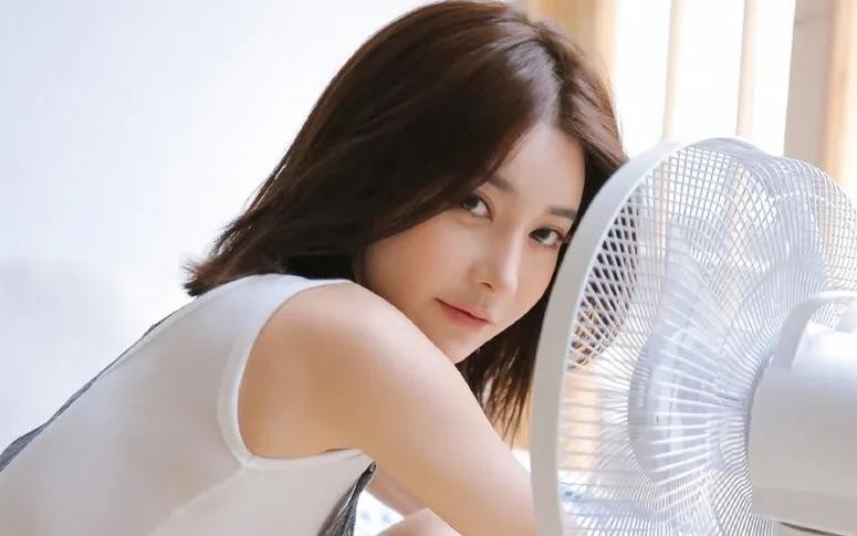 如何正确表白女孩子套路（追女生告白套路）