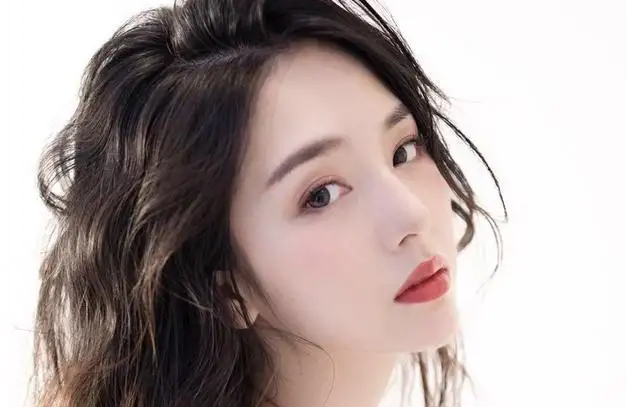 如何正确表白女孩子套路（追女生告白套路）