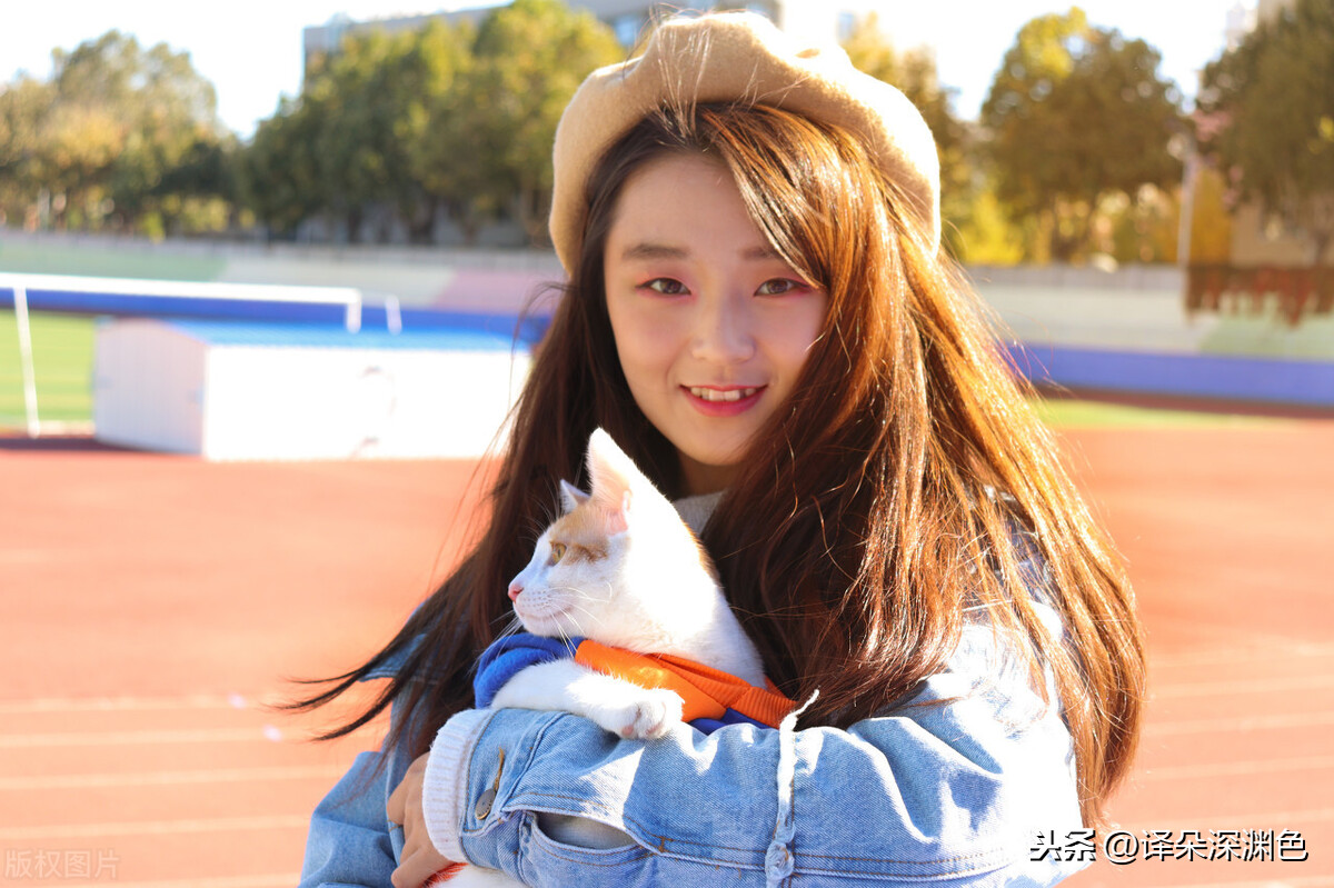 和妹子聊天怎么切入暧昧话题（这几个话题能增进暧昧）