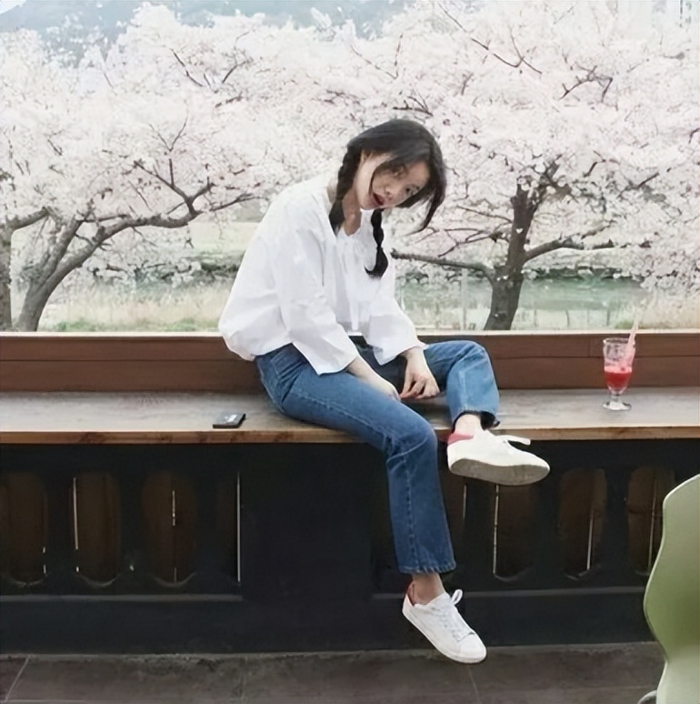 能让女生愿意和你聊天的方法（三招让女生爱上和你聊天）