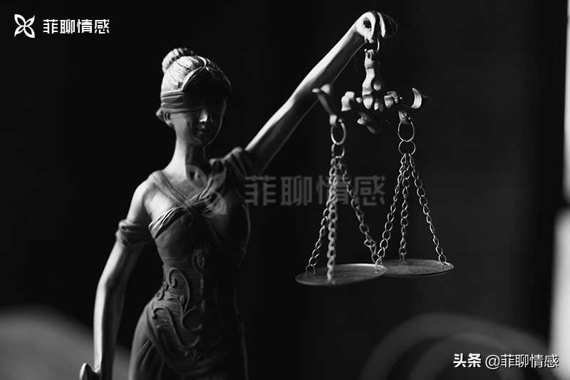 和话少的男生聊些什么（教你如何让男人敞开心扉）