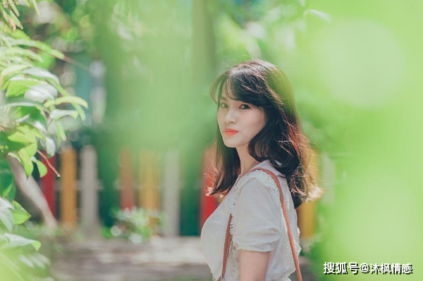 恋爱中怎么控制自己的脾气（学会这三点很重要）