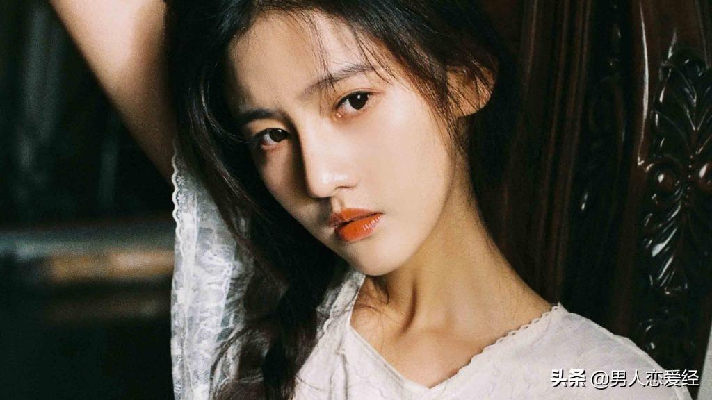 女孩有什么表现就不要追了（有这5种表现就别追了）