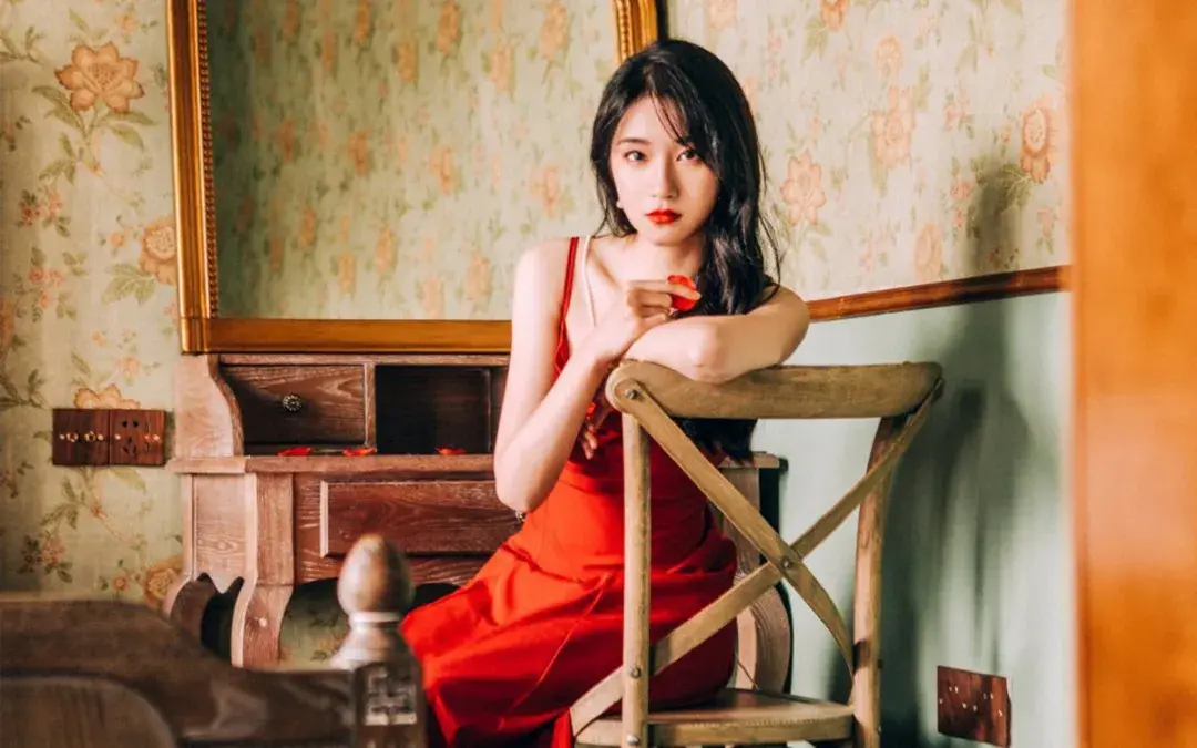 微信搭讪男生开场白怎么说（男人都抗拒不了的绝招）