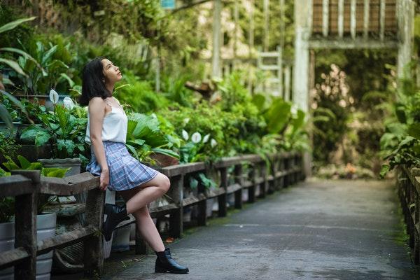 聊天中对女生越热情她越冷淡（如何正确追求女生）