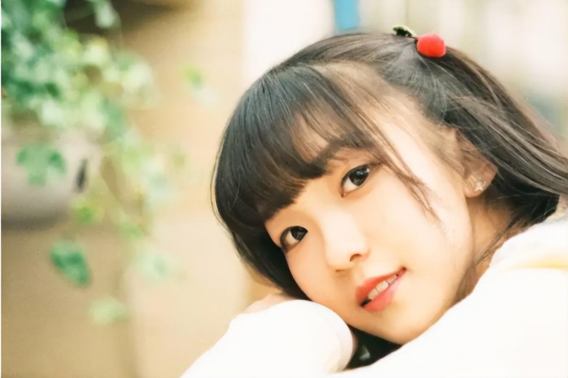 和女生怎么聊天能吸引她的心（掌握这些聊天技巧）