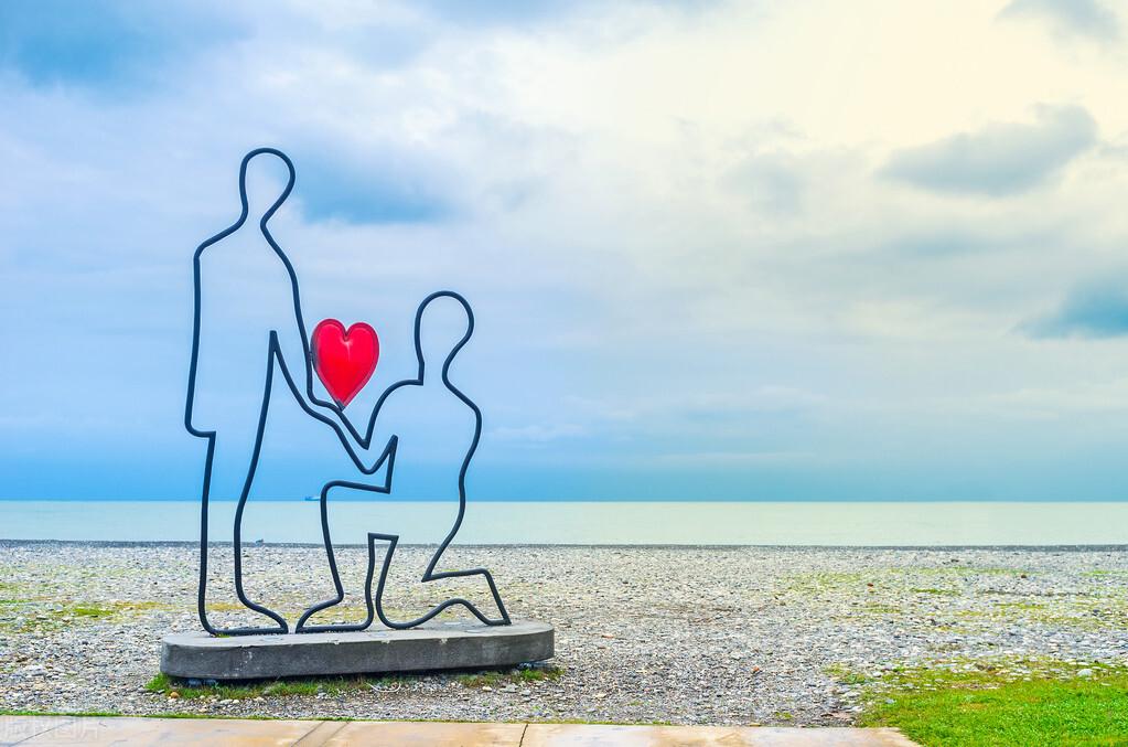 甜而不俗的情话有哪些（甜而不腻的短句情话）