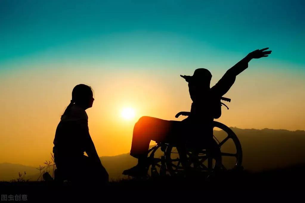 和女生在微信上聊什么话题好（哪些雷区不能碰）