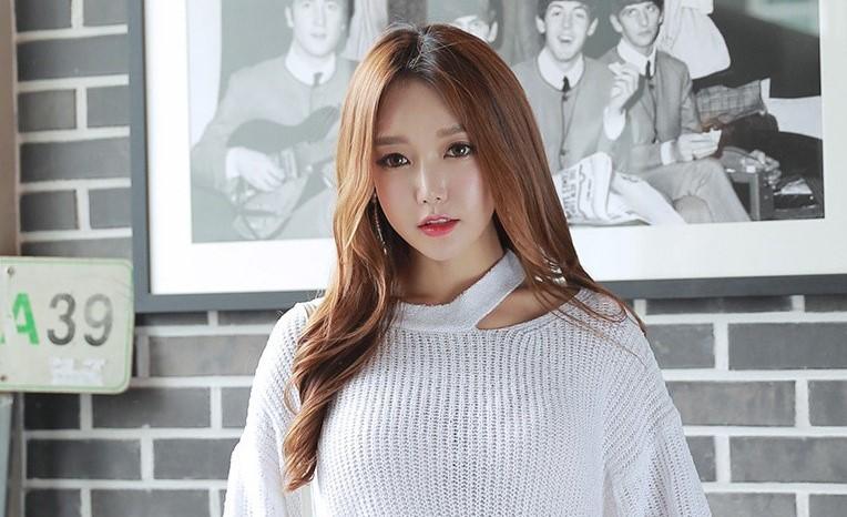 微信跟女生聊天没话题怎么办（和女生聊幽默的话题）