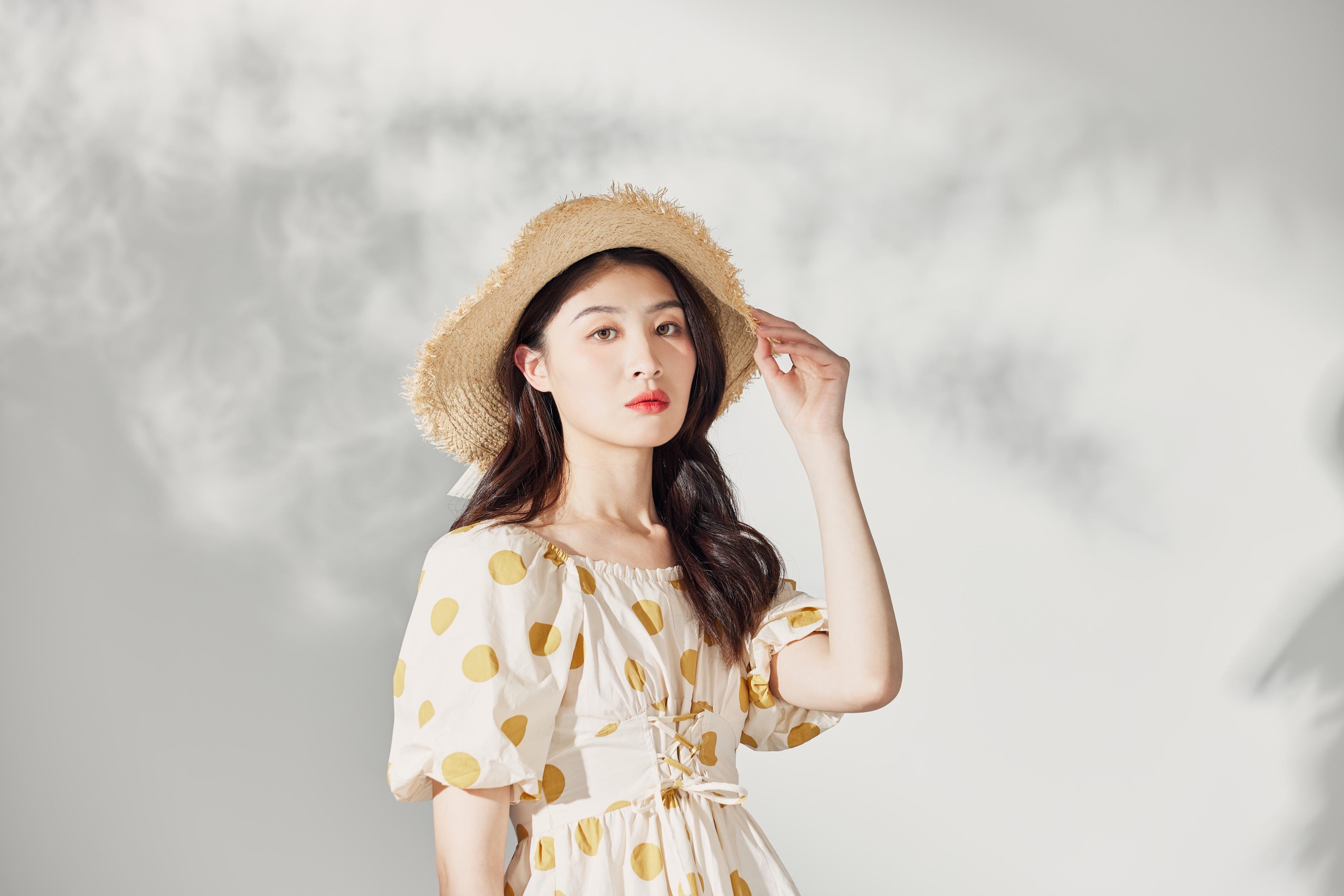 怎样通过聊天和女生拉近关系（掌握好这三个阶段）