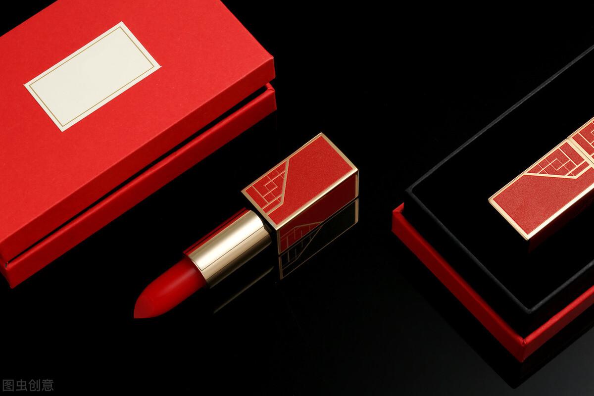 女神节怎么陪女朋友过（学会这招给她满满的爱）