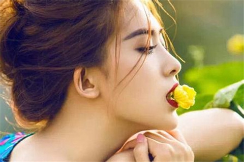 同性之间有好感的表现，你很难了解的三件事