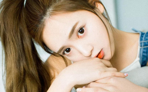 男生对你有好感的5暗示，快接收下面的疯狂暗示吧